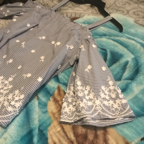 Light blue striped off the shoulder floral top - Picture 4 of 5